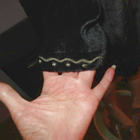 Vtg Carole Little Velvet Tunic Top Size 1X Embroidered Long Sleeves Whimsigoth - Picture 9 of 12